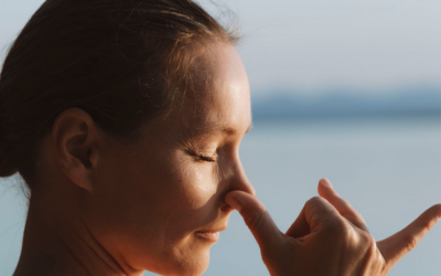 Atmen – was es ist, welche Arten es gibt und welche Bedeutung es im Yoga hat