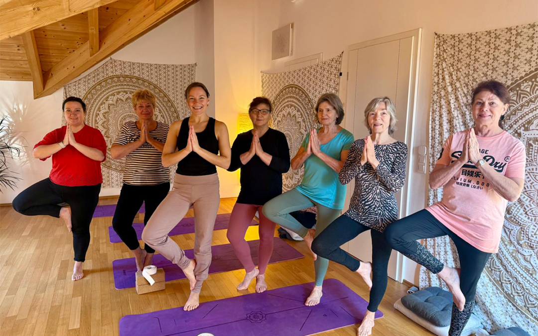Yoga für Senioren – sichere und sanfte Übungen für ältere Menschen